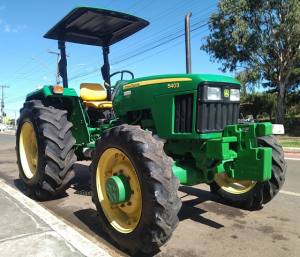 Trator John Deere 5403 - Image 4