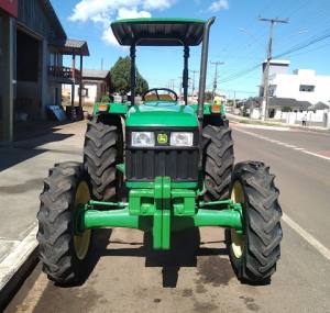 Trator John Deere 5403 - Image 5