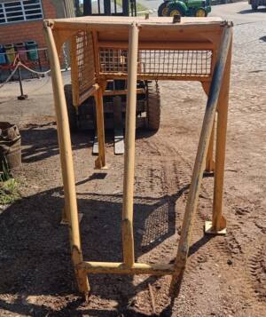 Casinha/Toldo/Sombreiro Trator de Esteiras Komatsu D50 - Image 2